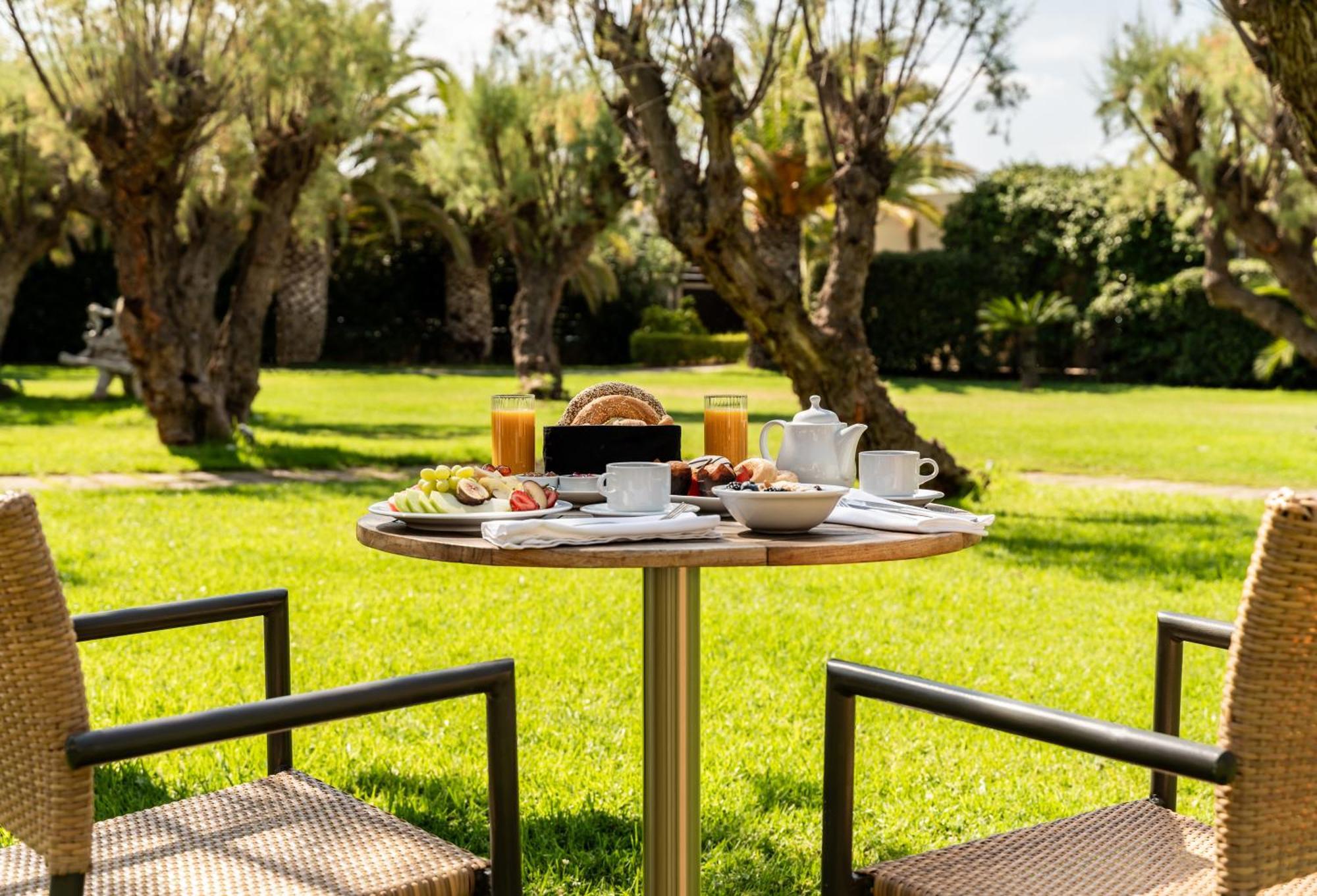 Plaza Resort Anavyssos Exterior foto